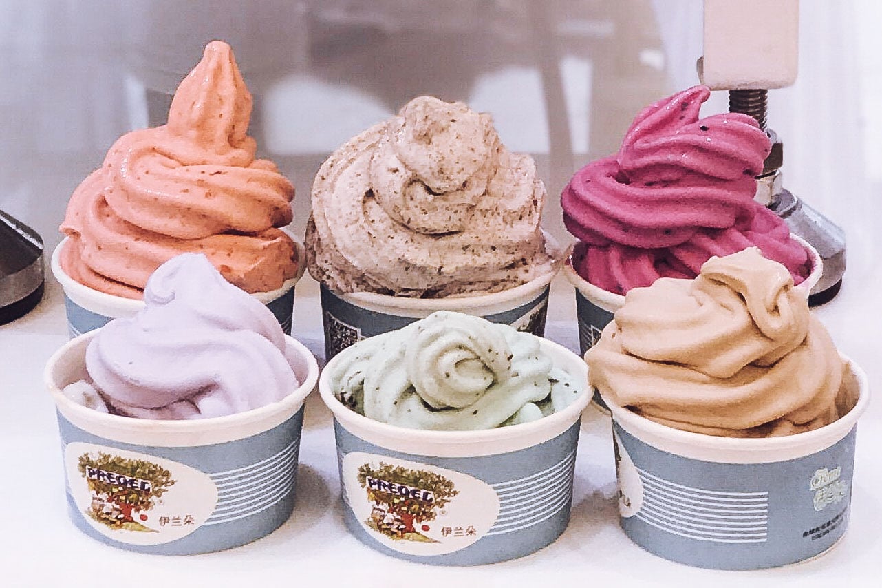 Blended Frozen Yogurt by the Frozen Yogurnt Blender Machine