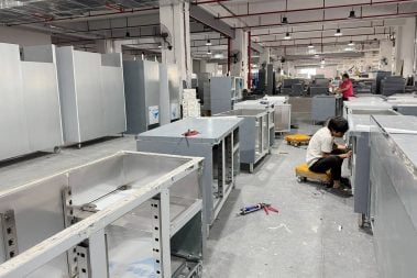 Commercial Prep Tables details