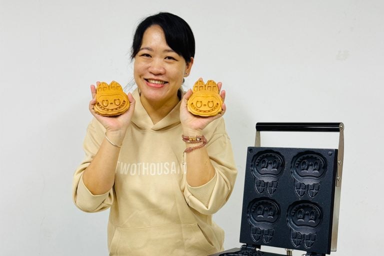 Commercial Waffle Maker with 25-Hole Poffertjes Grill TTS-2240A