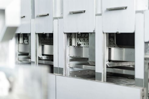 Commercial Conveyor Dishwasher