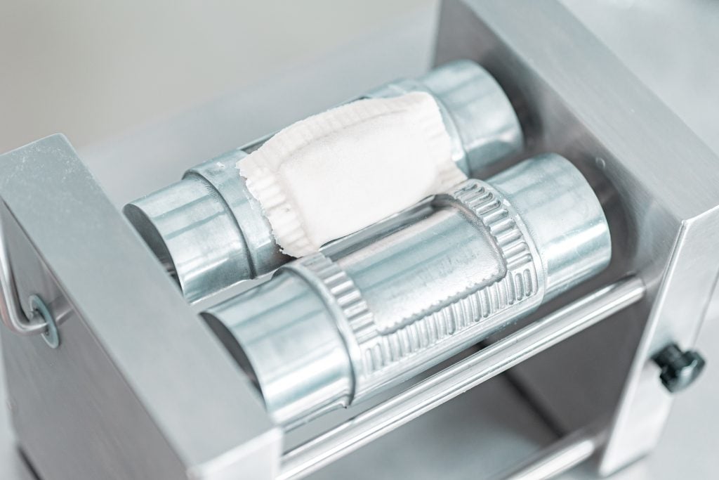 Meat Pie Samosa Maker Turnover Dumpling Machine DEM Meat Pie Samosa Maker Turnover Dumpling Machine DEM