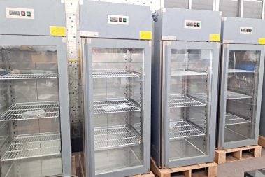 One Section Glass Door Reach In Refrigerator TT-BC391A
