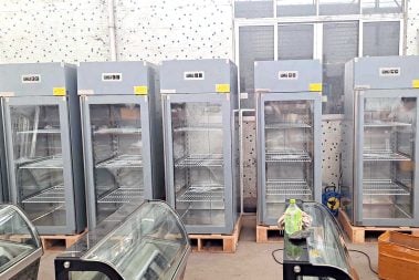 One Section Glass Door Reach In Refrigerator TT-BC391A