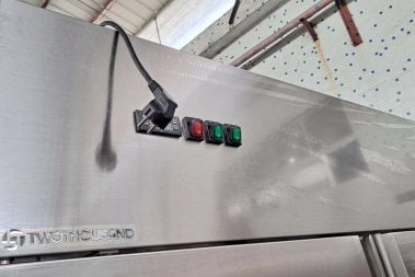 Two Section Glass Door Reach In Refrigerator TT-BC391B