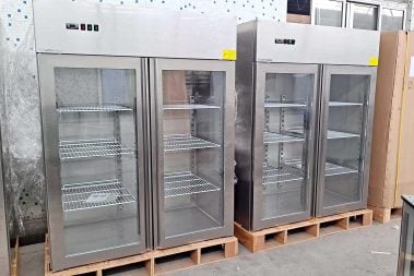 Two Section Glass Door Reach In Refrigerator TT-BC391B