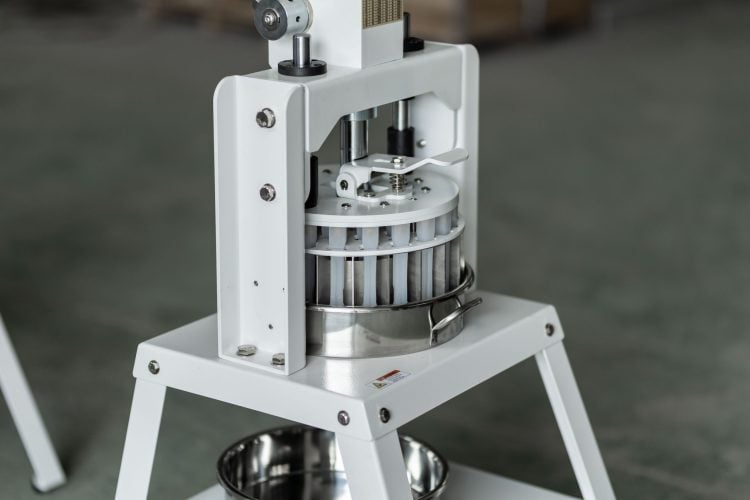Manual Bakery Dough Divider Rounder