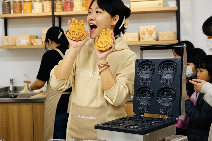 labubu waffle maker