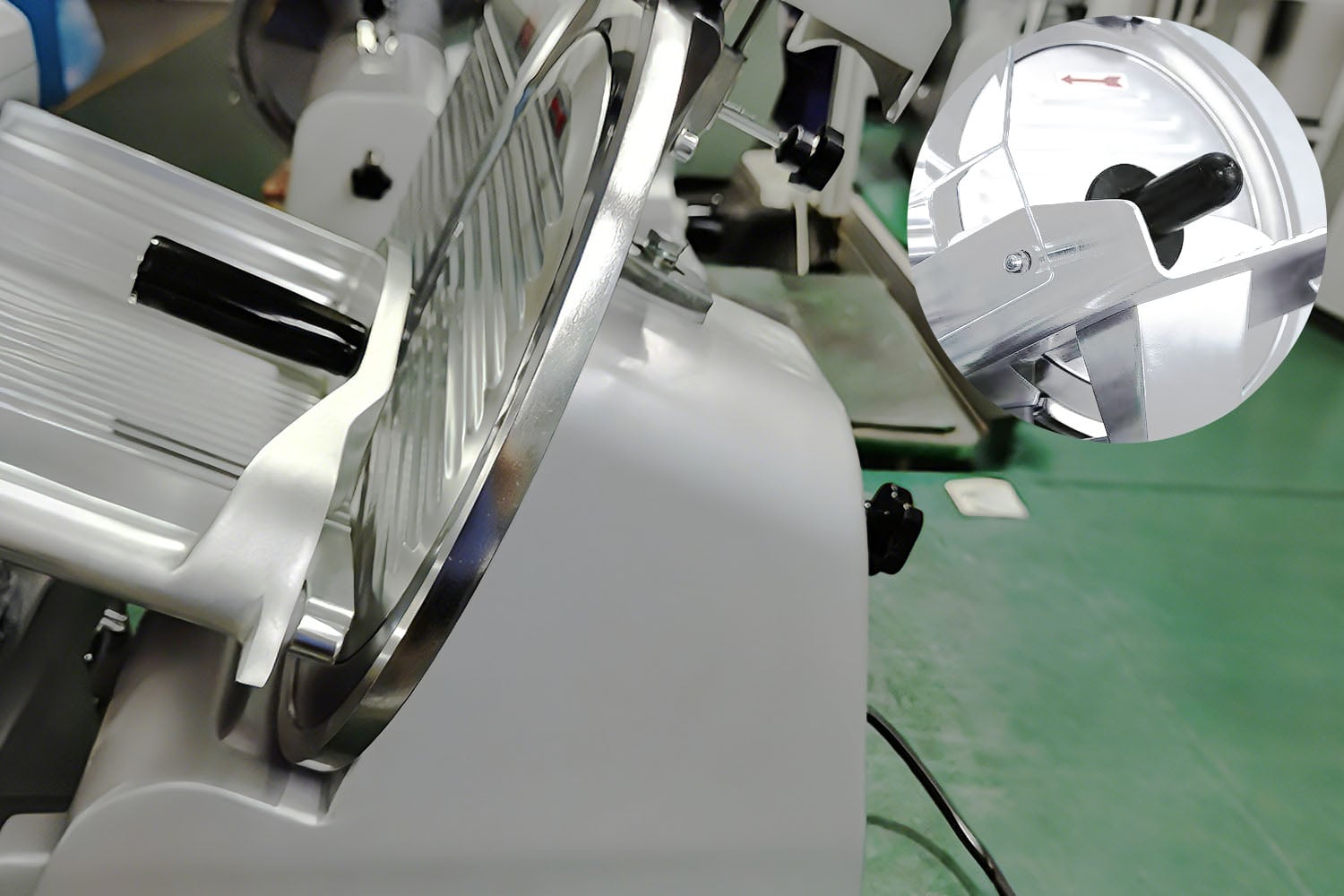 Semi-Automatic Meat Slicer MS220ST-U. MS250ST-U.MS300ST-U